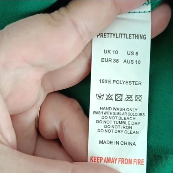 US 6👙PrettyLittleThing Emerald Green Satin Corset Strappy Top - Picture 9 of 9